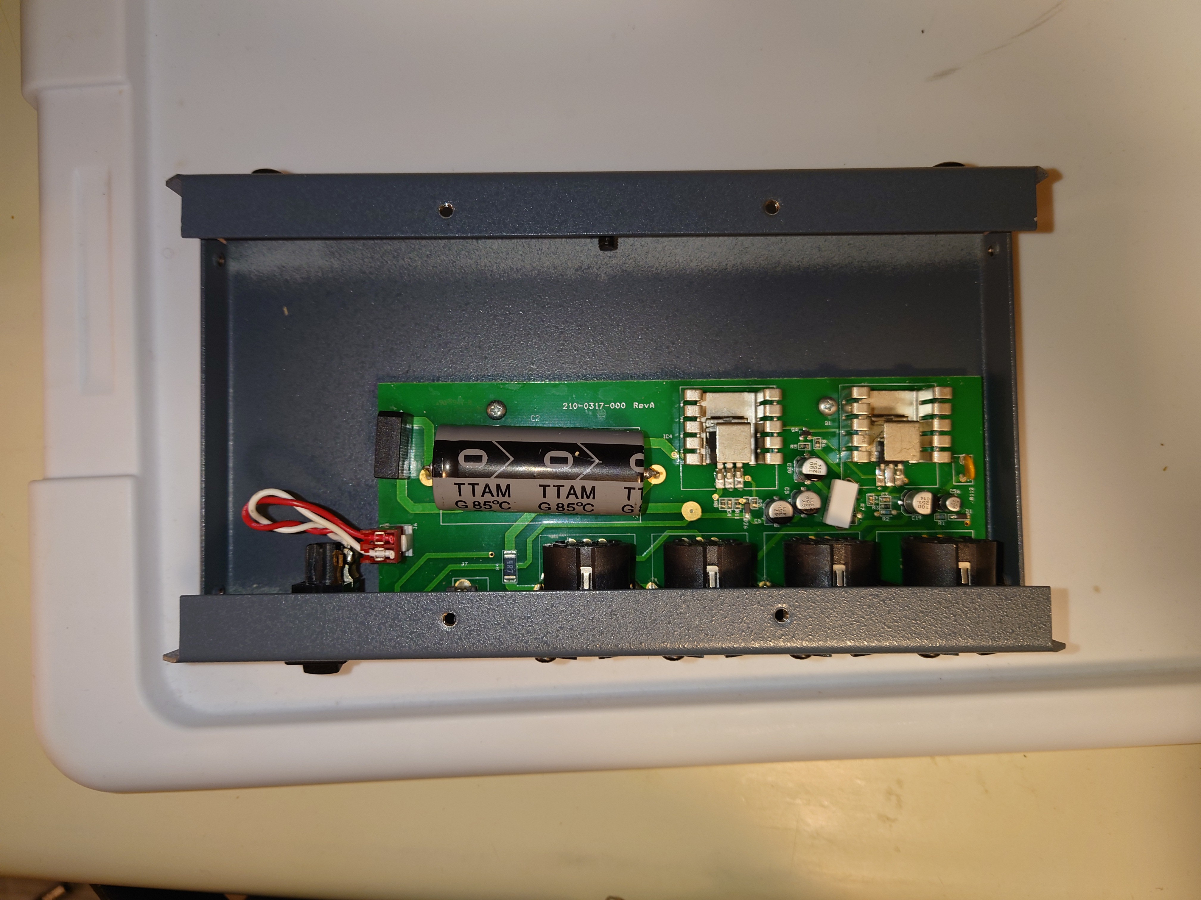 top view of PortaCom PC-2000